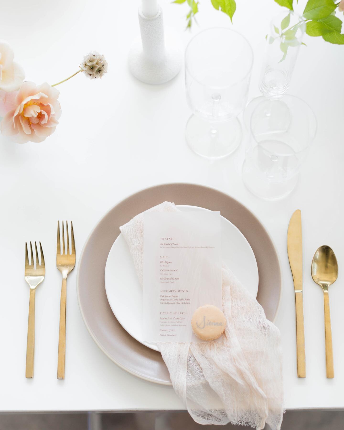 So excited to share that these pretty macaron place cards and vellum menus are featured again, this time on the wonderful @southerncaliforniabride blog!⁣ What an honor! 😭&hearts;️🙏🏼
⁣
Make sure to head to the blog to view the whole feature to see 