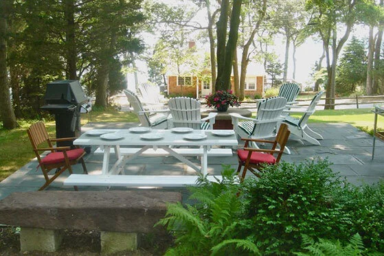 snoweiss-patio.jpg