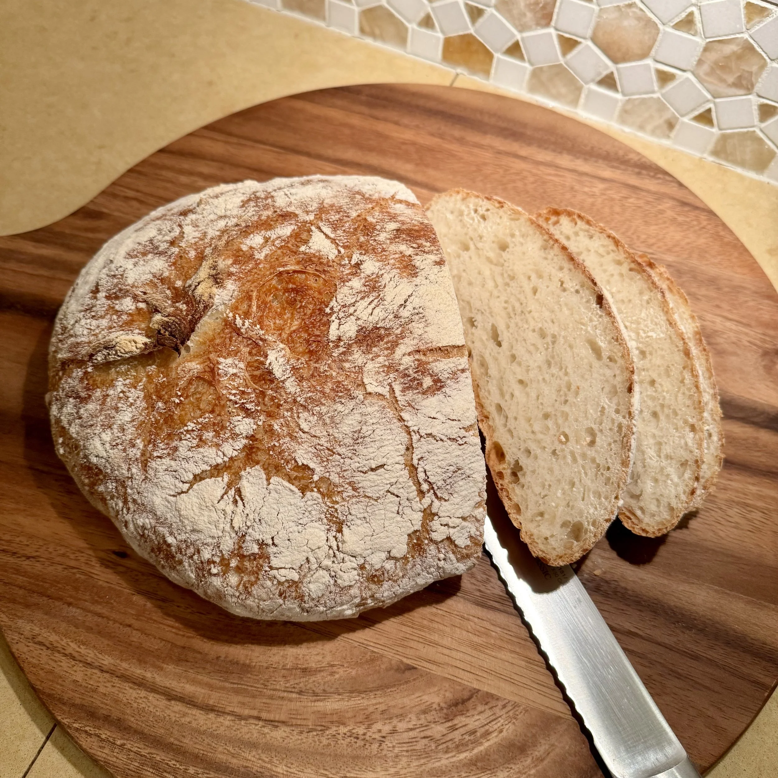 The Best Ever No-Knead Bread: Foolproof, Delicious, and Worth the Wait
