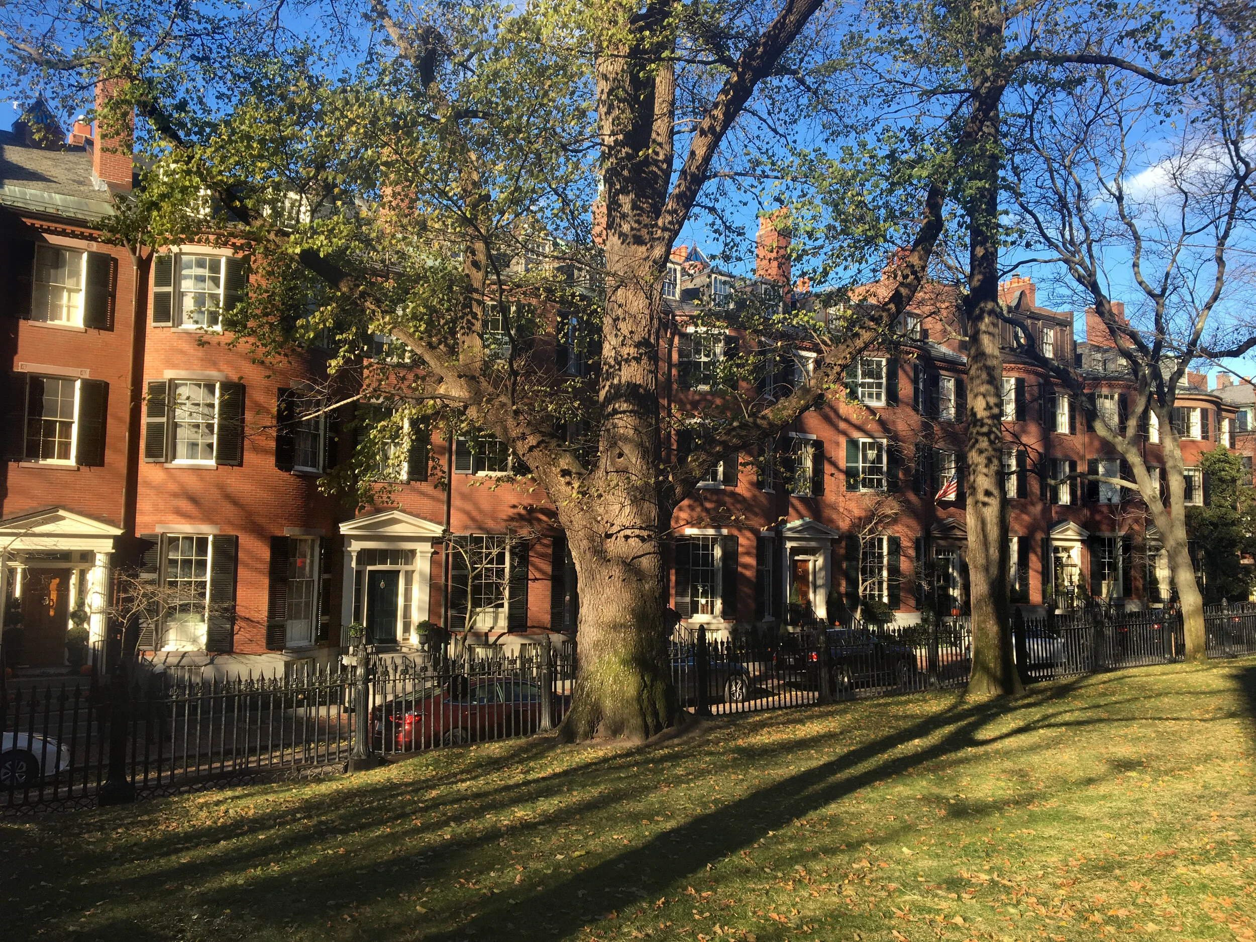 98. Louisburg Square, Beacon Hill, Boston.JPG