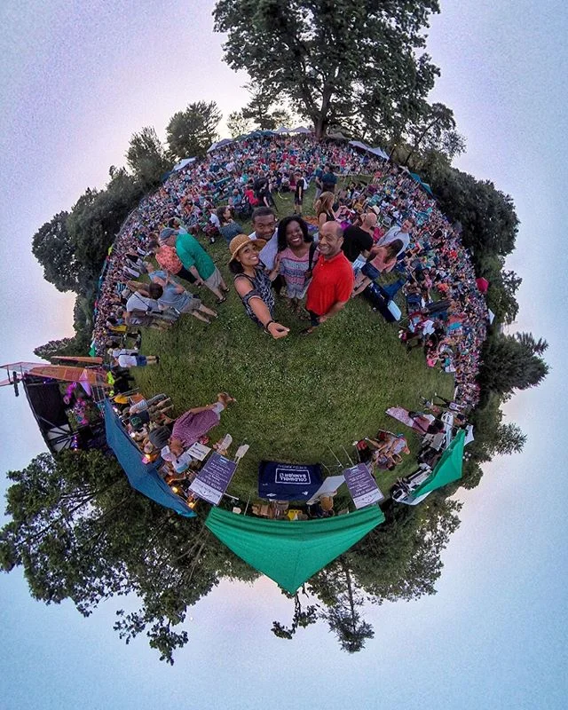 Happy Happy Birthday, dad! Today you&rsquo;re allowed unlimited dad jokes 💕
&bull;
&bull;
&bull;
&bull;
&bull;
#infullvu #dadjokes
#360camera #tinyplanet #lifein360 #360photo #360photography #360view #littleplanet #photosphere #littlebigplanet #anim