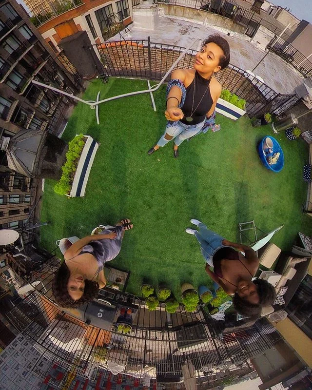 Stay close to ppl who feel like sunlight ☀️
&bull;
&bull;
&bull;
&bull;
&bull;
#tinyplanet #lifein360 #photosphere #blackgirlmagic #360camera #insta360onex #vr #virtualreality #smallworld #brooklynphotography #360photography #360 #nycphotographers #3