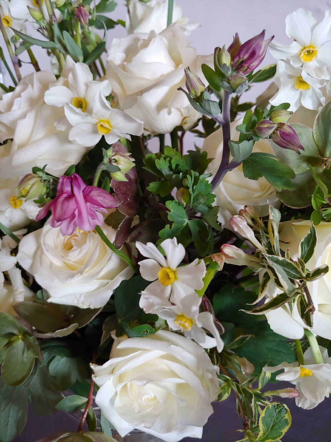 narcissus flower arrangement.jpg