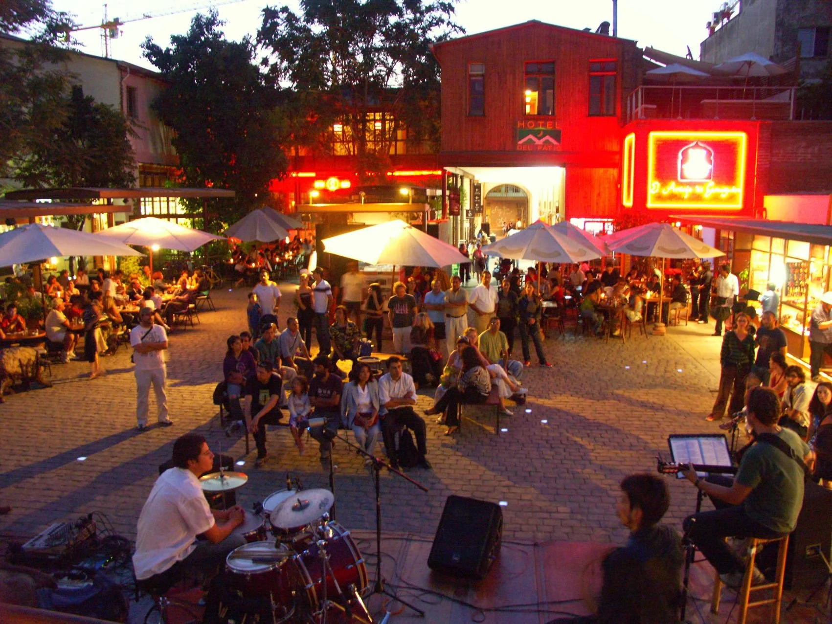 Contribución al sector gastronómico de Bellavista: mapeo y caracterización de comercios y puntos turísticos