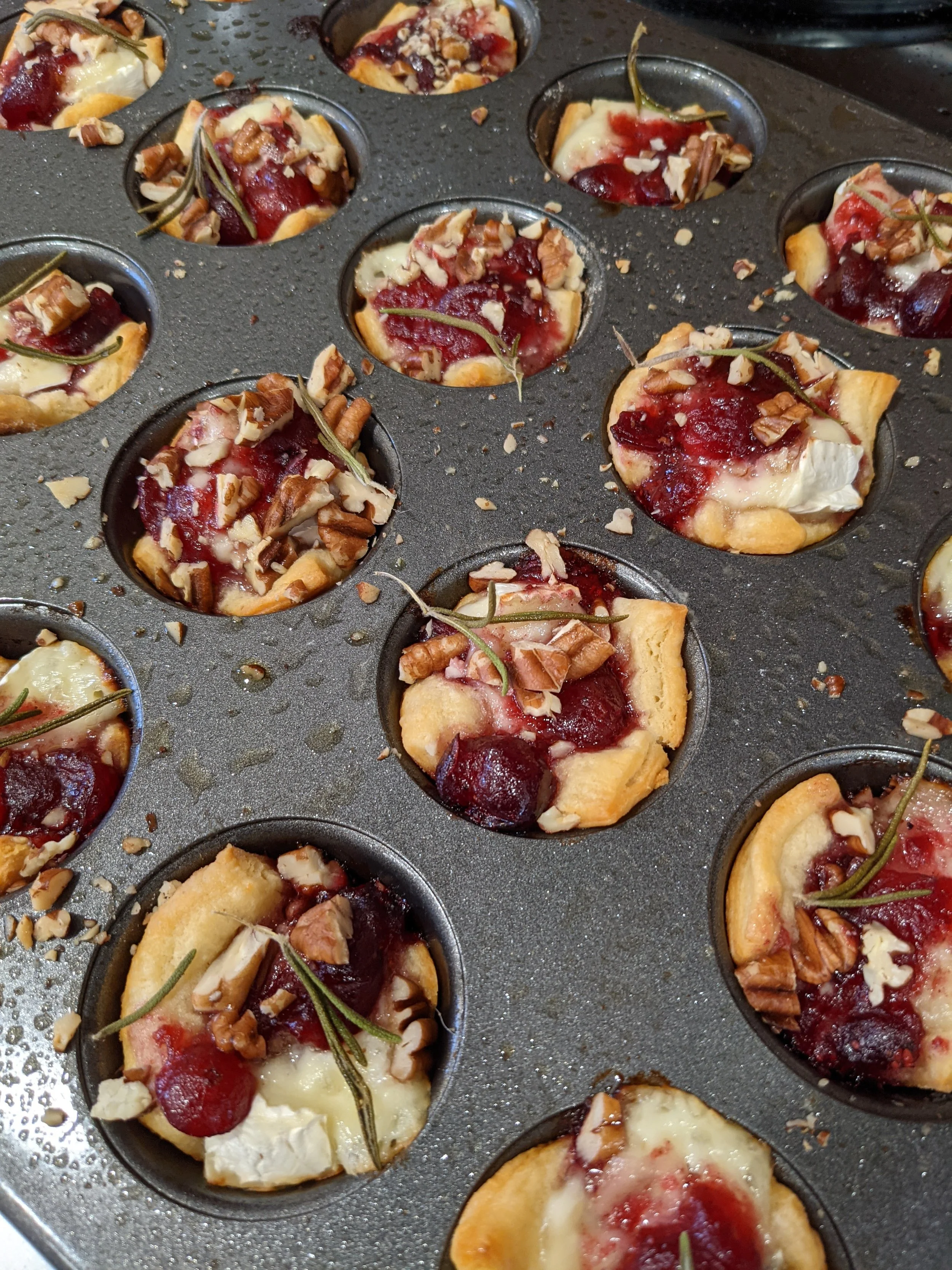 using garden herbs in appitizers, cheese, fresh fruit, jams.jpeg