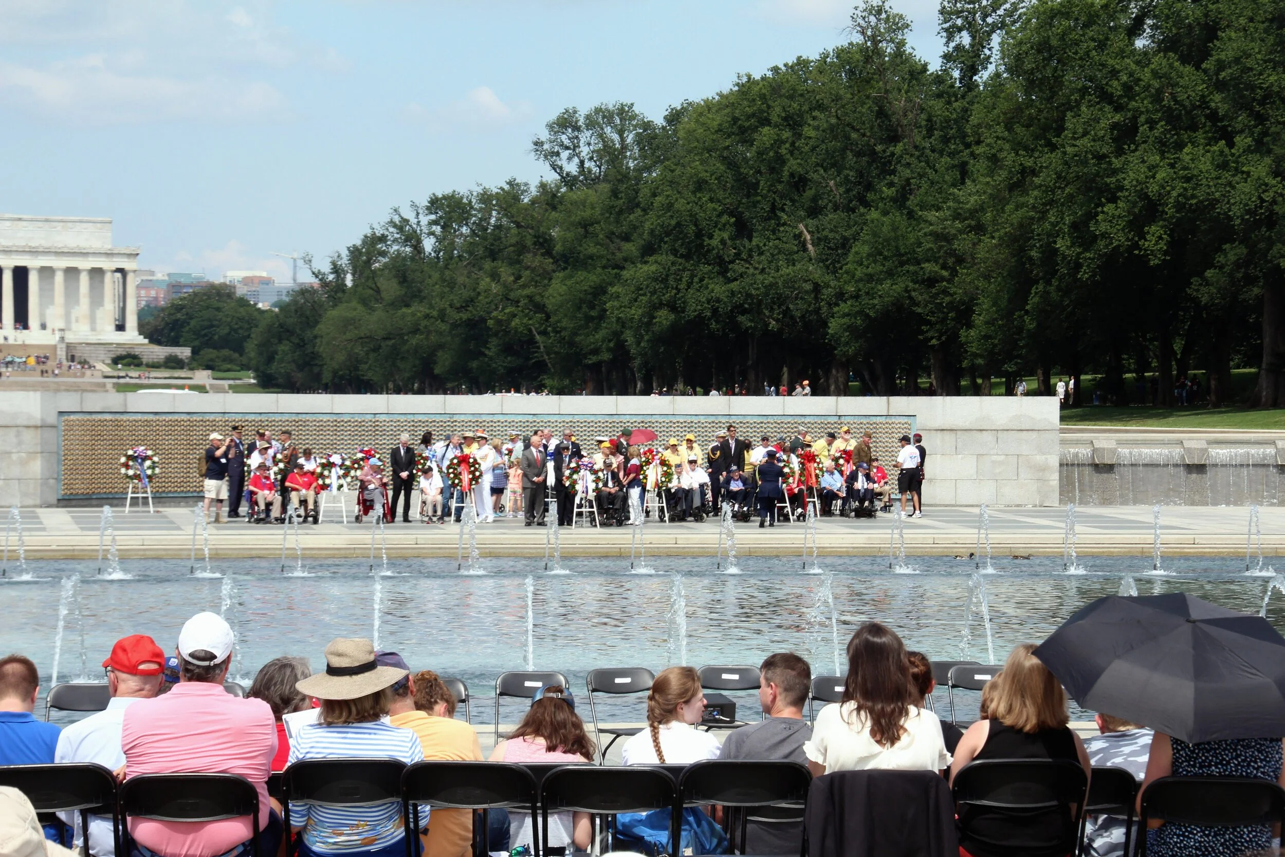 IMG_3889overall wwii  mem june 6.jpg