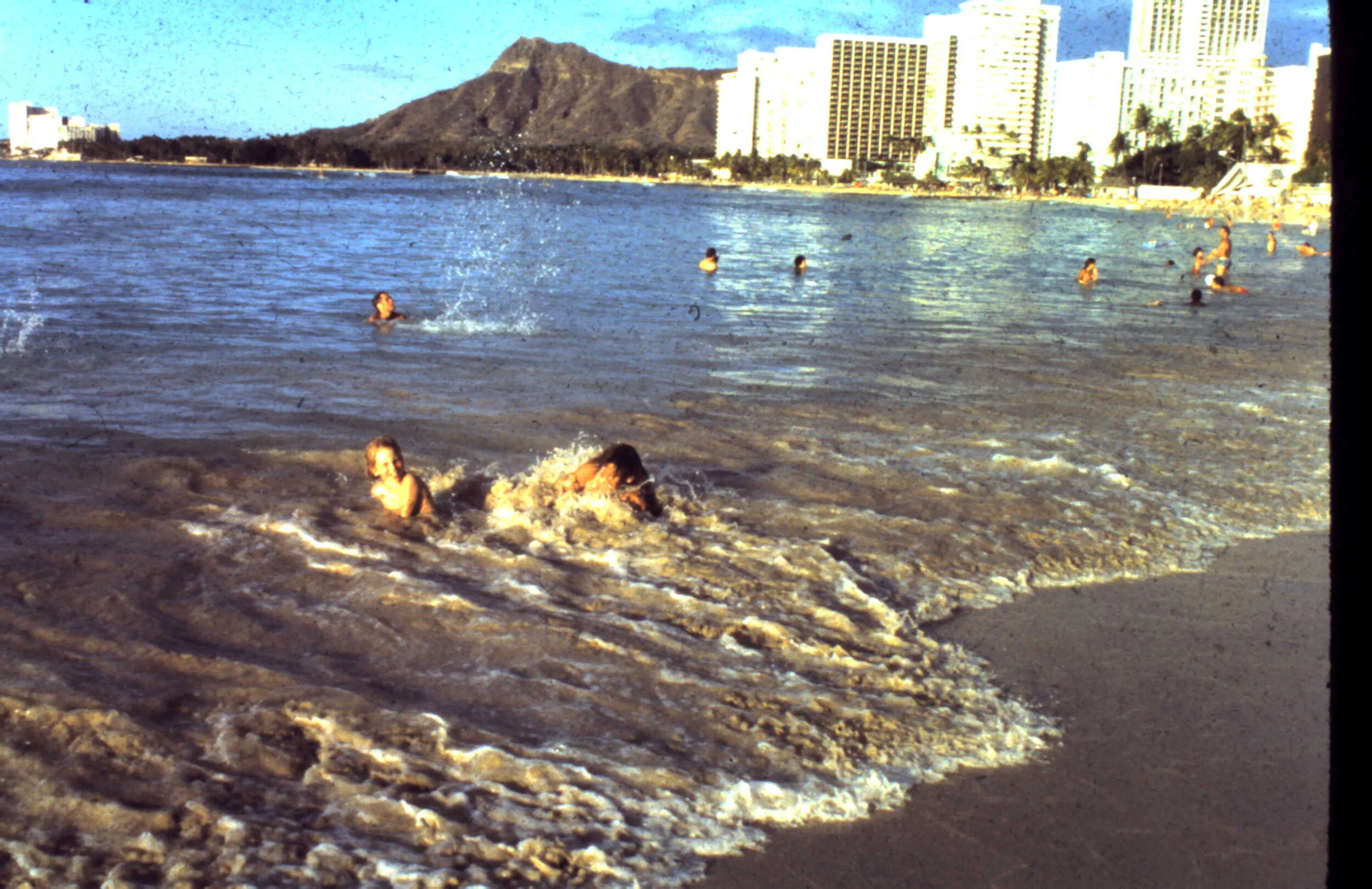 DIAMOND HEAD