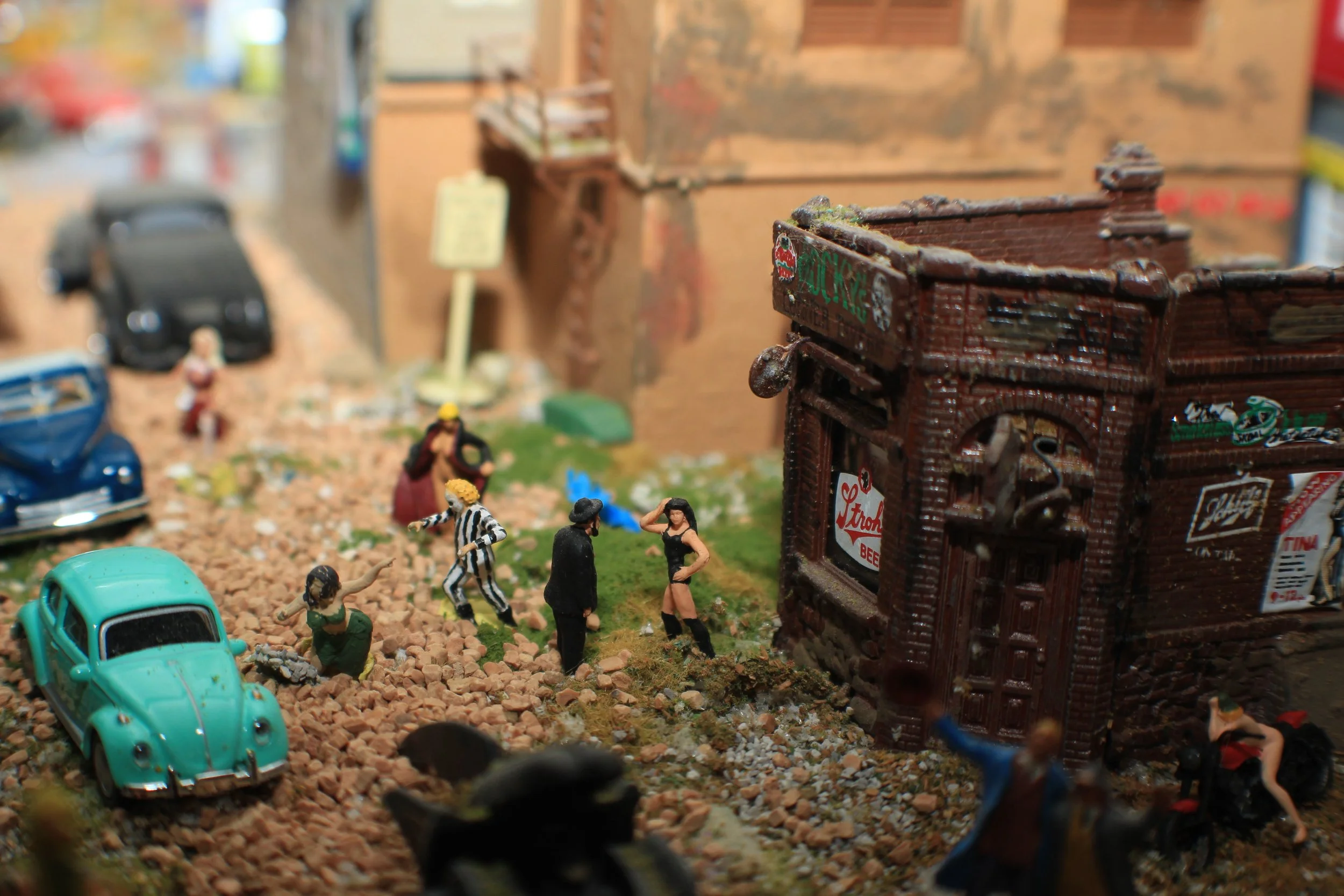 Beetlejuice and hookers in red light district