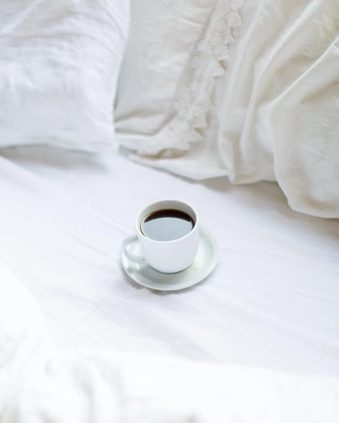 🌱 Spring is bustling with planting and newness. ⁠
☀️ Summer is packed full of family adventures &amp; sunshine. ⁠
🍁 Fall is a crisp restart back to school &amp; schedules. ⁠
⁠
But winter...oh sweet winter. ⁠
⁠
❄️ Winter is my time to hole up with f