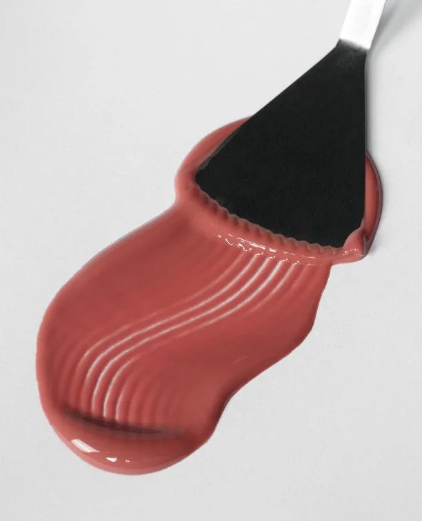 Berry Crumble...but in a ceramide lip treatment. ⁠
⁠
If you haven't tried, and subsequently fallen in love with, Anfisa's An-Gloss Ceramide Lip Treatment...it's time. This creamy, healing gloss is everything we could ask for in a lip gloss AND it's f