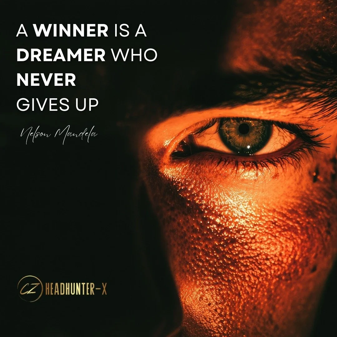 💪 &ldquo;Un ganador es un so&ntilde;ador que nunca se rinde.&rdquo; &ndash; Nelson Mandela

En el liderazgo y en los negocios, muchas veces se confunde el &eacute;xito con la ausencia de obst&aacute;culos. Pero la realidad es que las decisiones que 