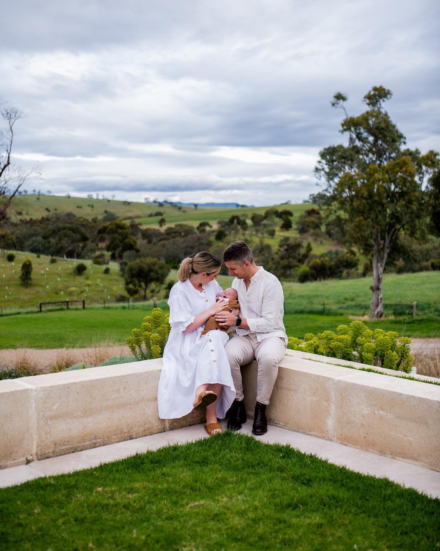South Australia has some of the most gorgeous places for Family Photos! I can work with you to find the perfect spot!

#safamilyphotographer #familyphotography #photography #barossafamilyphotography #barossafamilyphotographer #newborn #lifestyle #onl