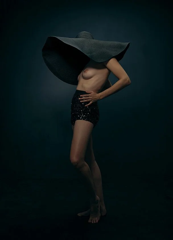 marta-hewson-photography-Maggie-Mae-Fine-Art-6881-43X31-6881-Rag-Photographique-72dpi.jpg