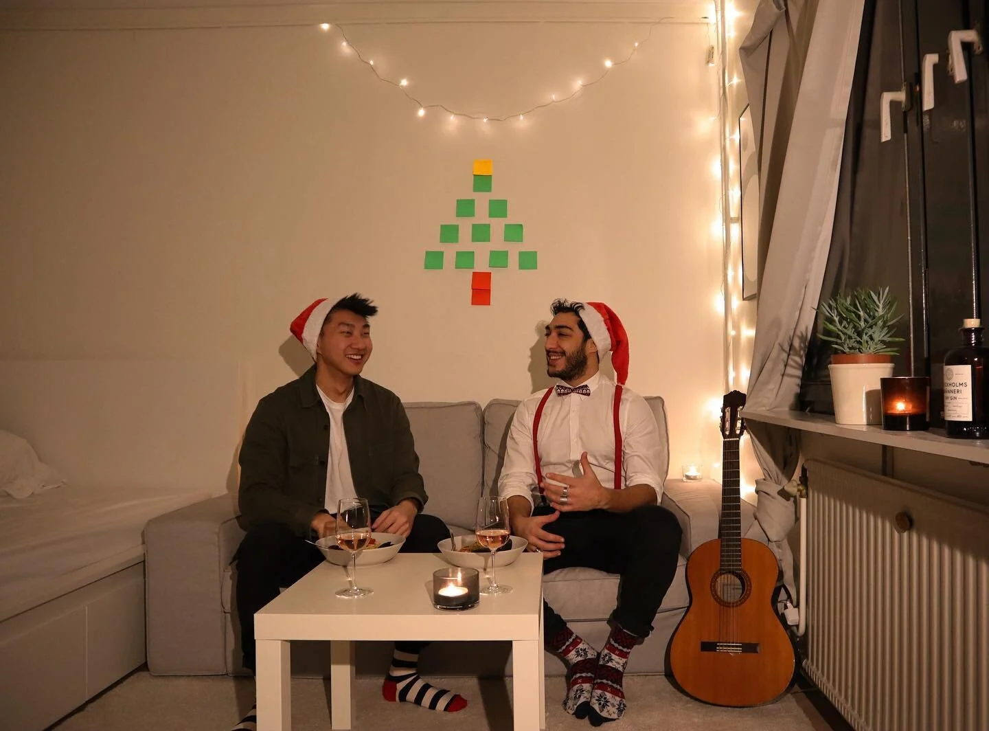 We cleary had fun producing our first single🤪!! God Jul and Merry Christmas everyone!🎄
.
.
.
#LaCenaDiNatale #LCDN #ChristmasDinner #Julmys