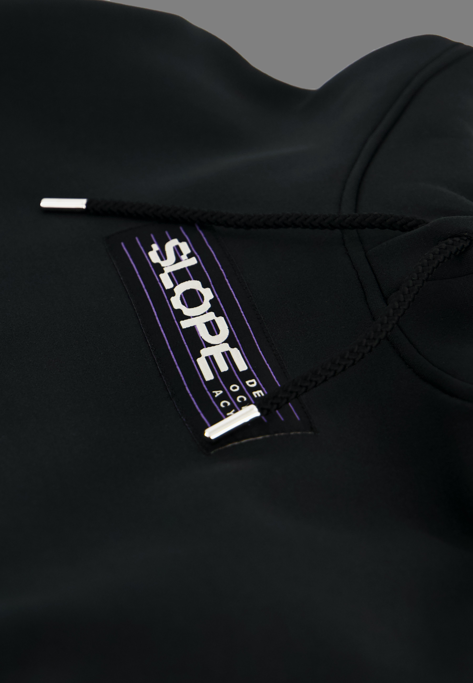 VANJE-HOODIE-DETAIL2.png