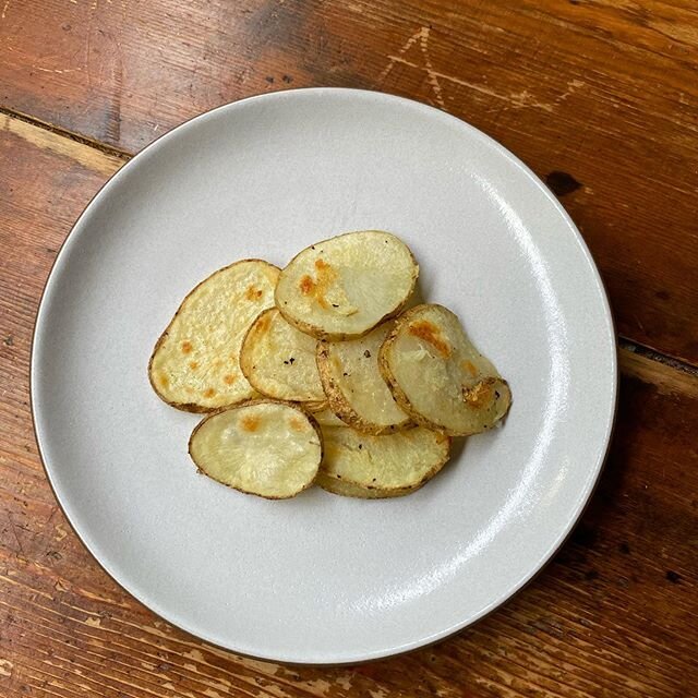 About to post these roasted potatoes to the #awaycafe and wondering - 1 or 2?