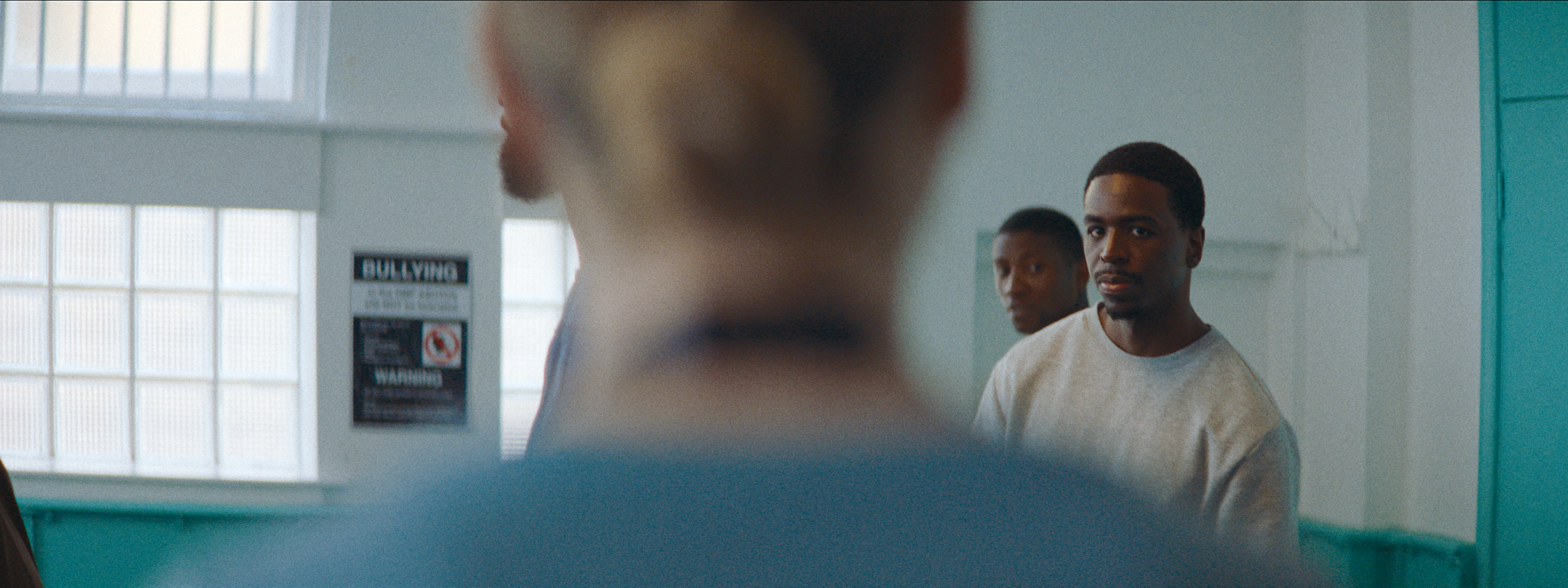 THE SUN SHINES ON ME