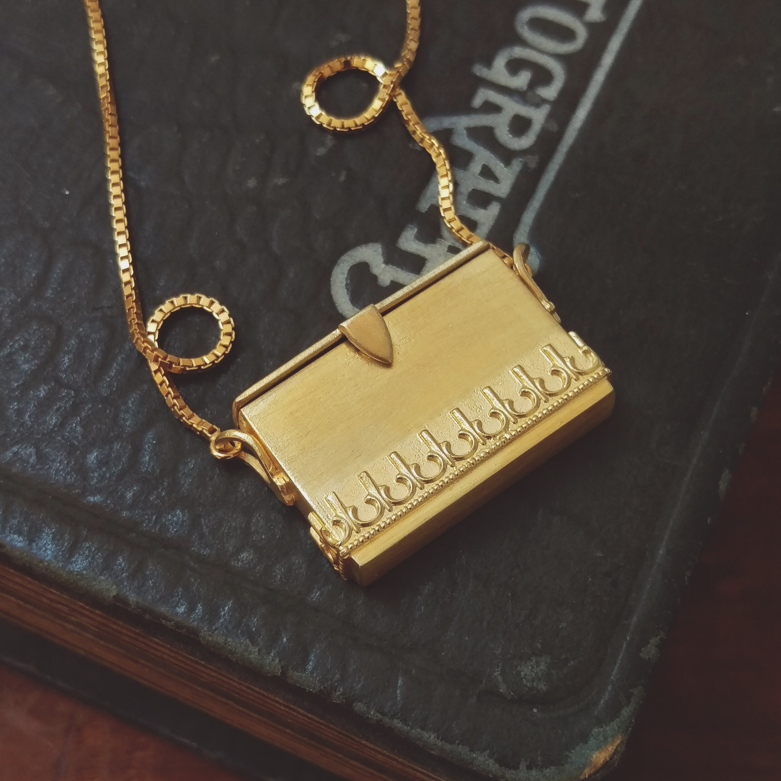 72 EdwardLocket.jpg