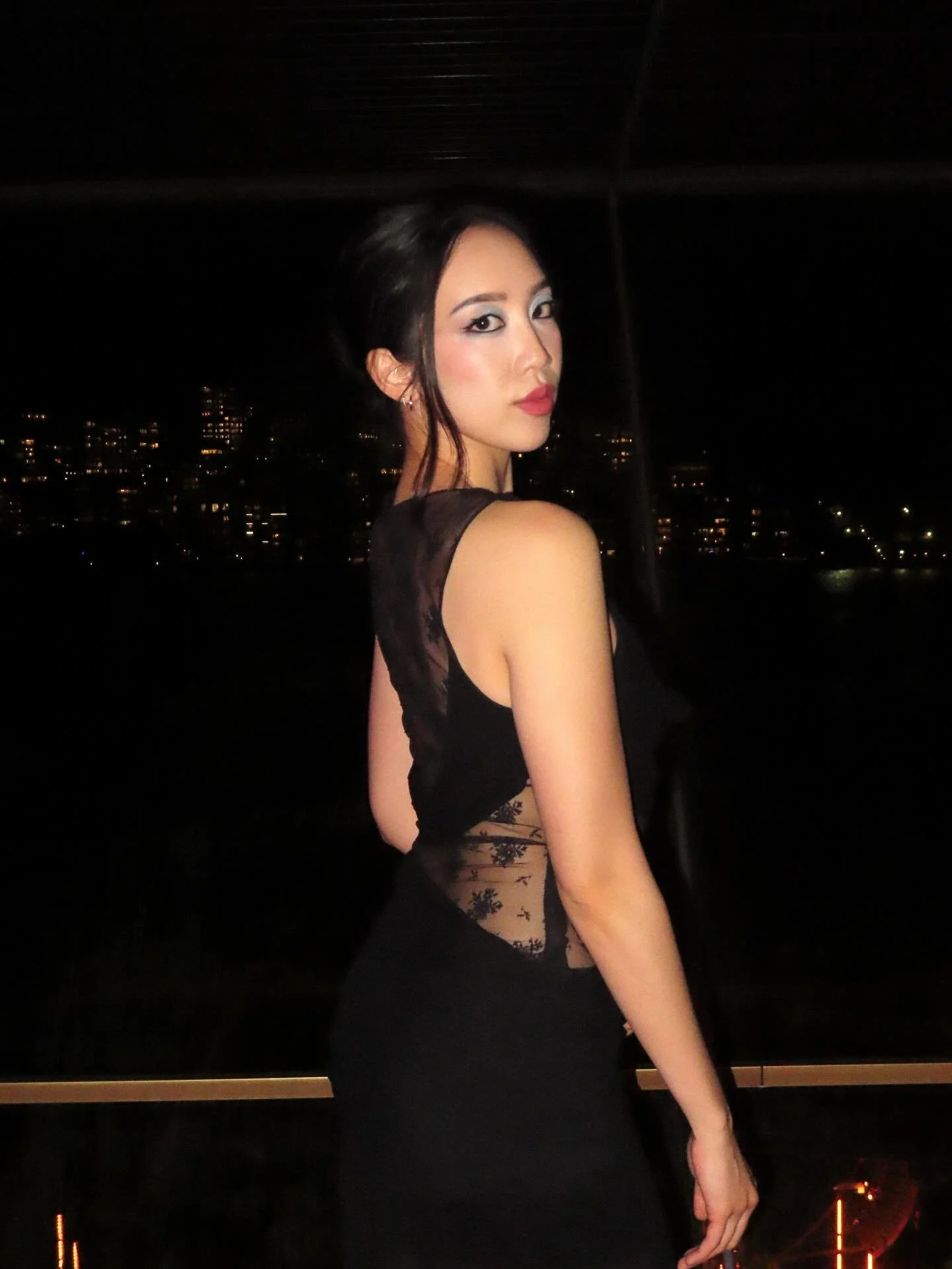 A Cancer super full moon 2 days into 2026 sounds about right 😌🌝🕯️Wishing everyone the happiest New Year!