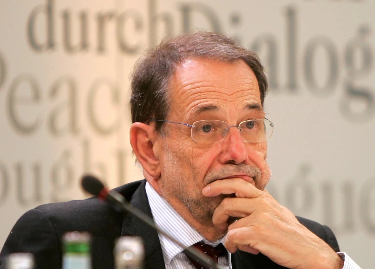 javier solana awkward cropped smaller.jpg