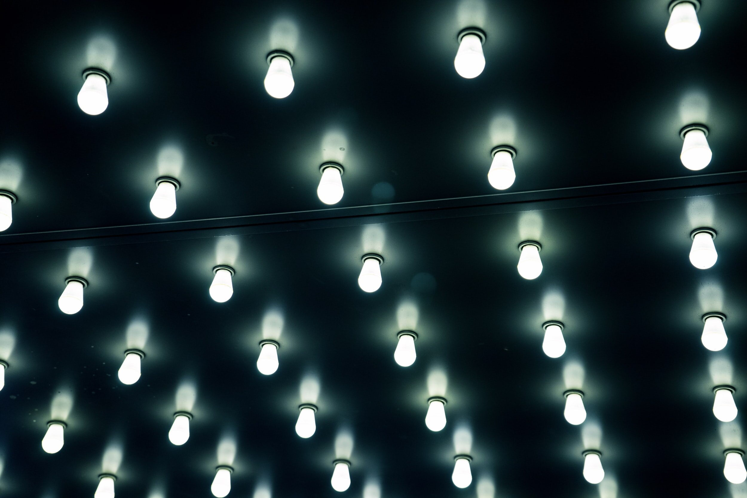 afgår Punktlighed Frastøde What is the Most Energy Efficient Lighting System? — Sustainable InteriYours