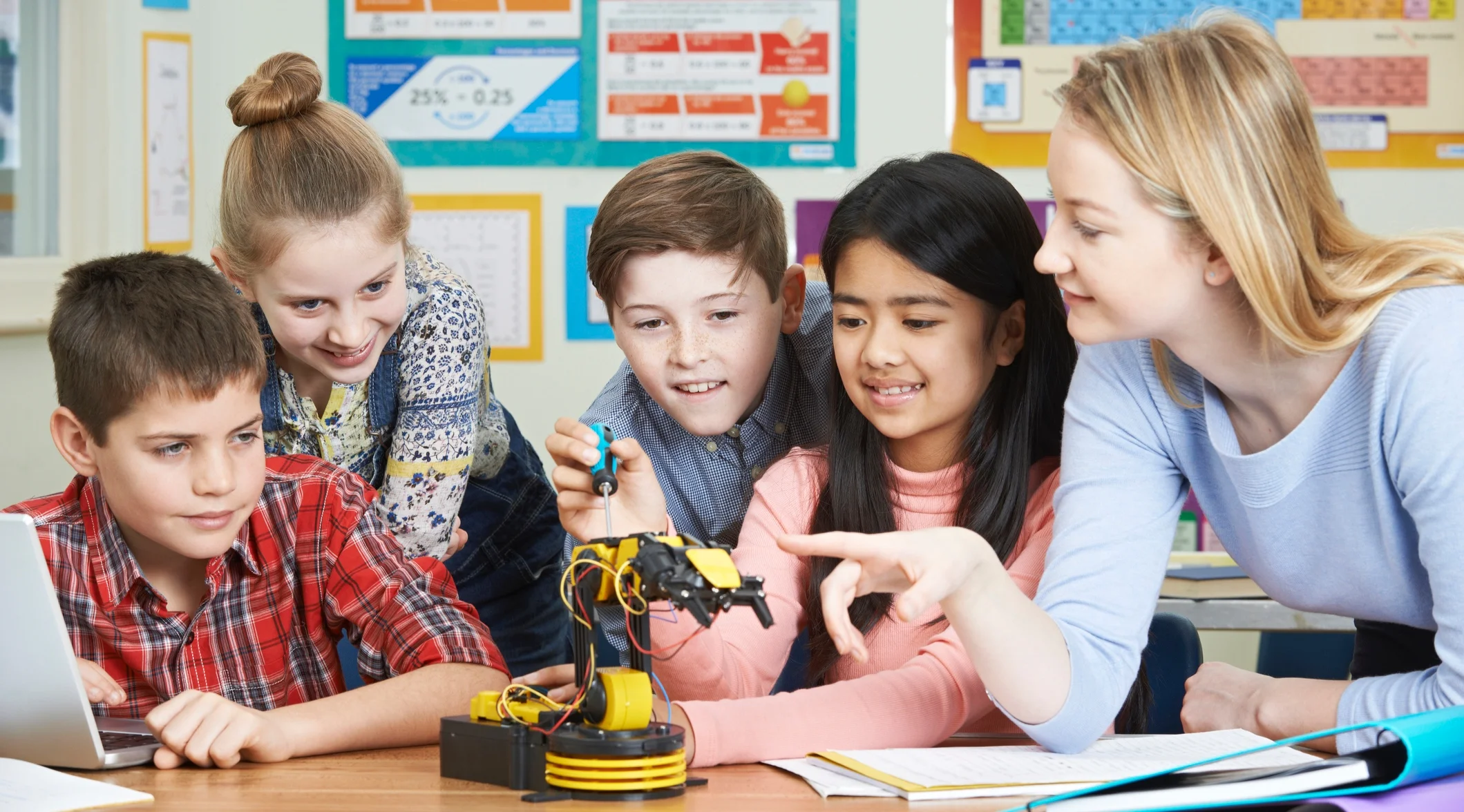 kids+with+robots.jpg