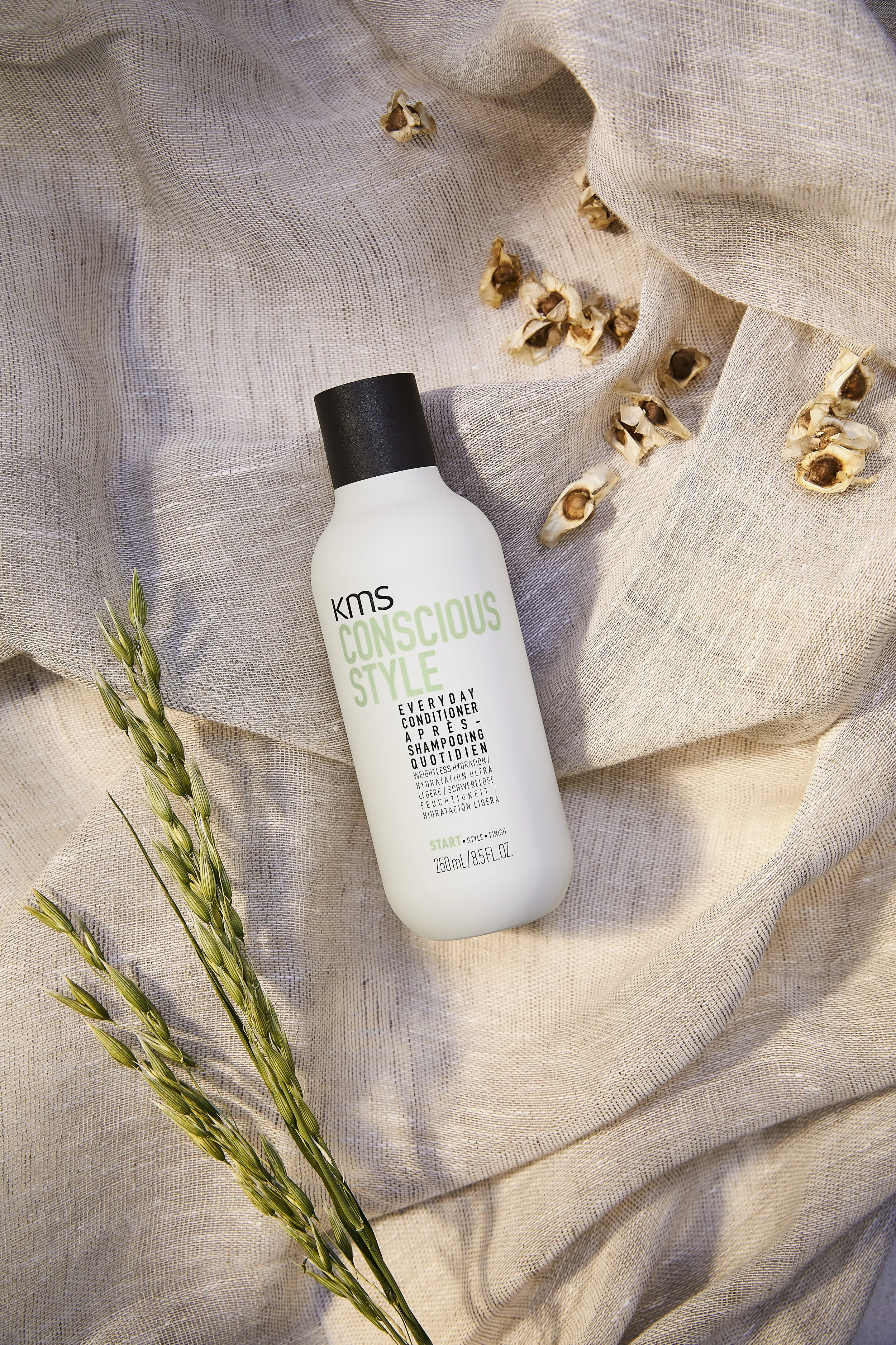 KMS_CONSCIOUS STYLE_packaging_Everyday Conditioner_shot print 14.jpg