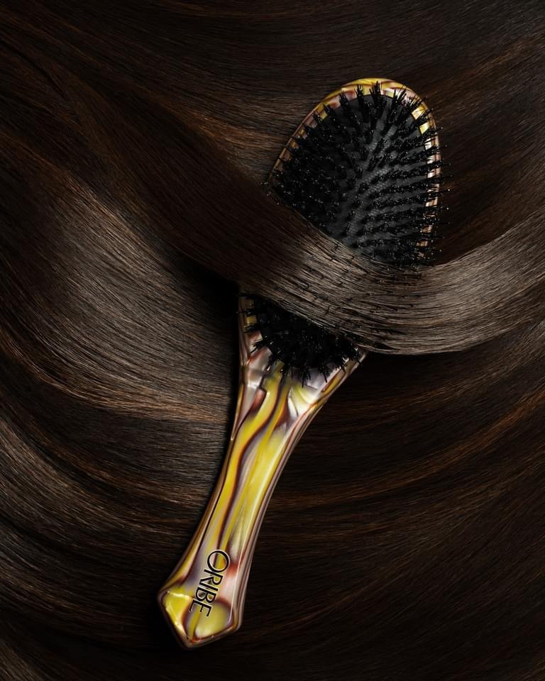 Oribe Resin Flat Brush