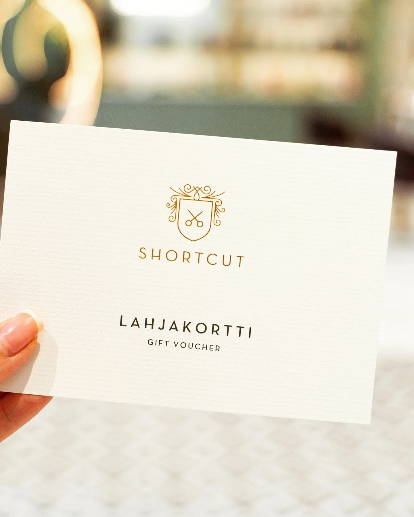 Mik&auml; olisikaan paras joululahja 2025?

Meid&auml;n ehdotuksemme on valita kauneutta ja hyv&auml;&auml; oloa pukin konttiin!

Lahjakortti Shortcutin laadukkaisiin ja monipuolisiin palveluihin on aina toimiva lahja &ndash; kaiken tavaran, kiiren j