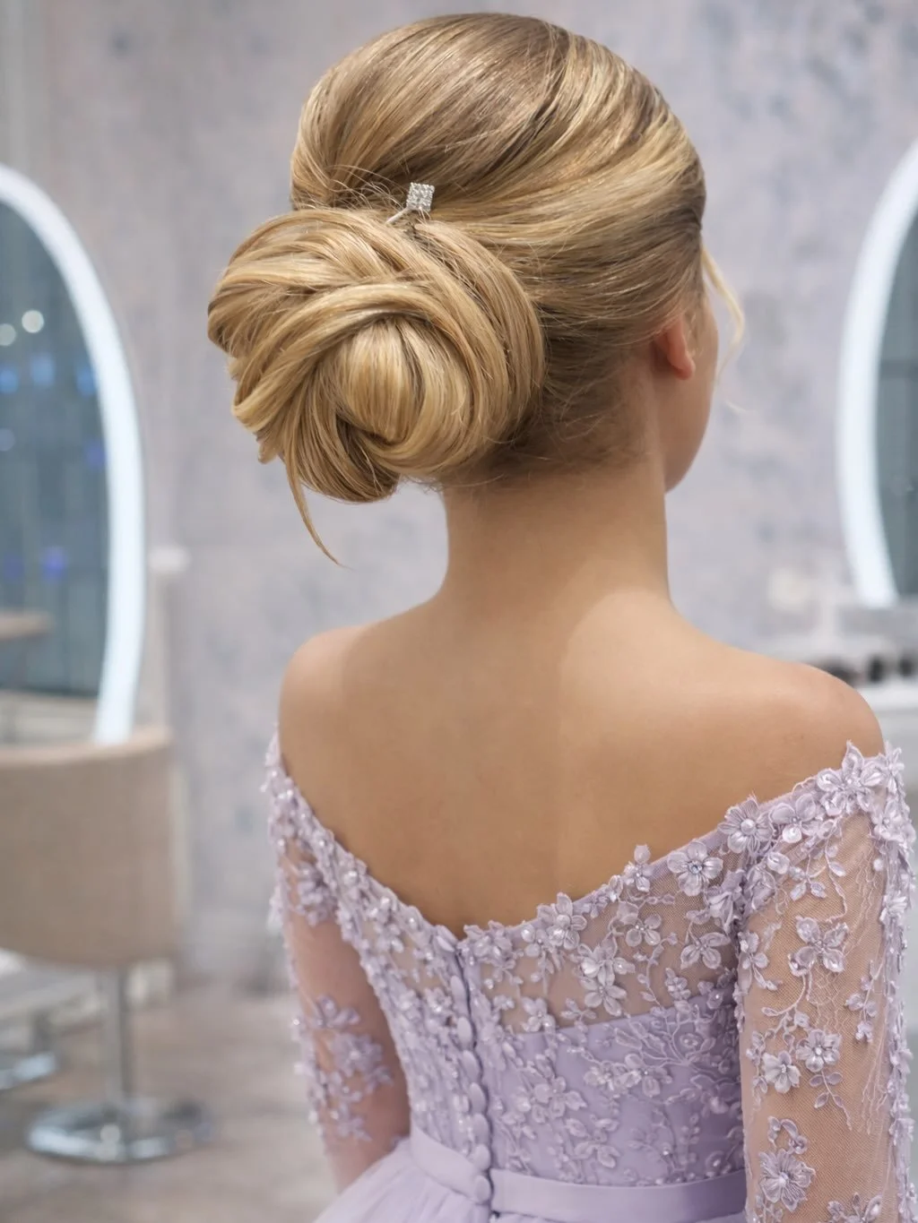 Vanhojentanssit 2026

Shortcut on saanut olla osa tapiolalaisten arkea ja juhlahetki&auml; jo vuodesta 1992.

T&auml;n&auml;&auml;n saimme toivottaa tervetulleiksi kymmeni&auml; nuoria naisia, jotka valmistautuivat lukion yhteen t&auml;rkeimmist&auml