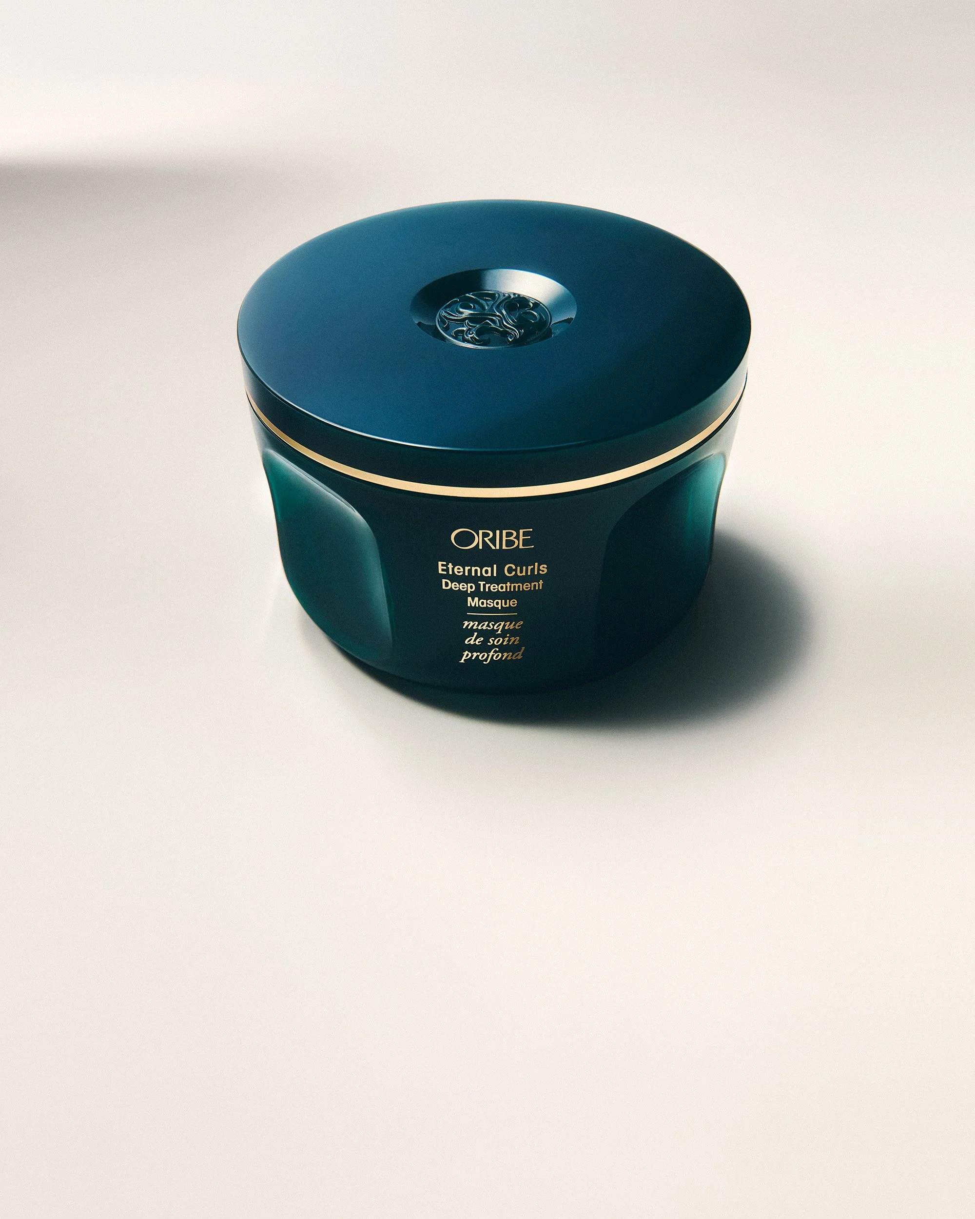 4x_ETERNAL CURLS DEEP TREATMENT MASQUE_Hero_4x5.JPG