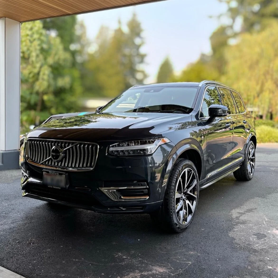 We love the look of these Volvos, but it looks even better when it’s spotless
——————
#detailing #autodetailing #detailersofinstagram #detailingworld #carwash #cardetailing #carcare #ceramiccoating #cars #pai