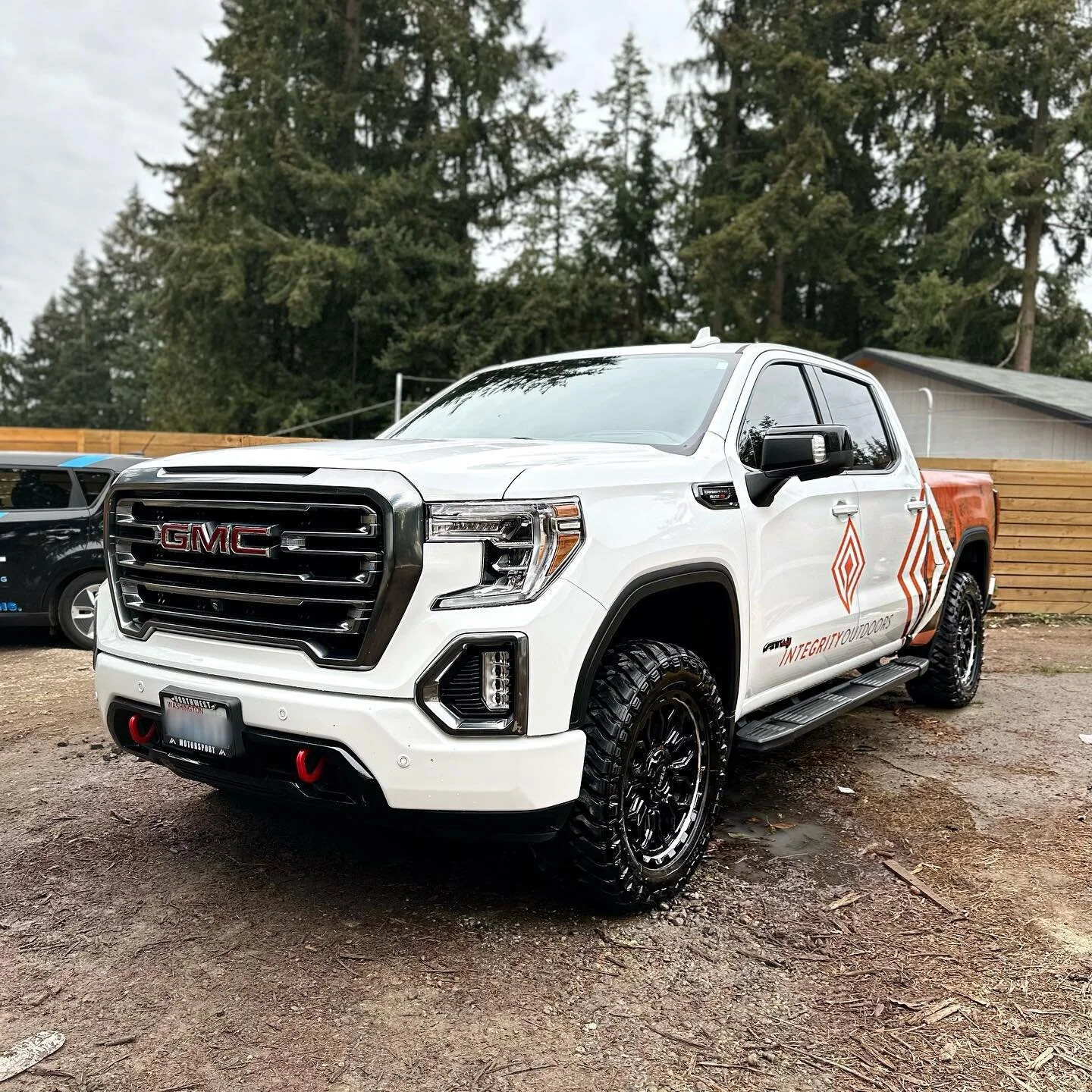 Work truck be looking 🔥 
—————————
#autodetailing #detailing #cardetailing #carwash #carcare #ceramiccoating #detailersofinstagram #detailingworld #paintprotection #paintcorrection #salonmobil #