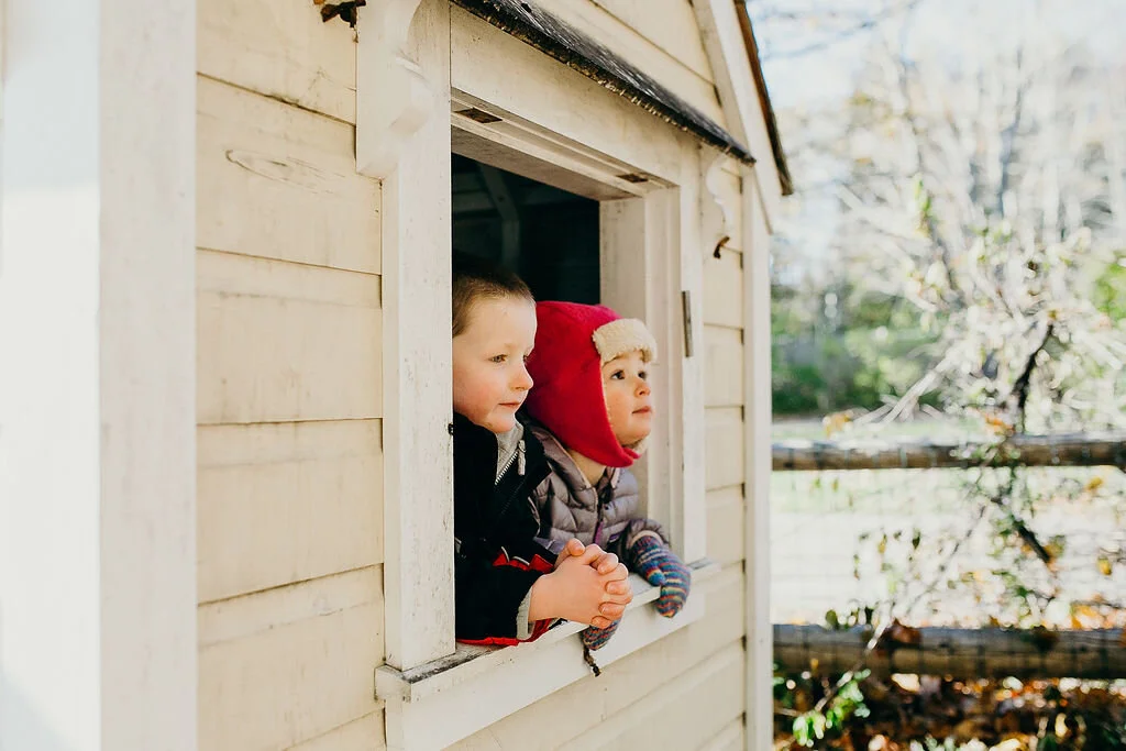 Everly and Callen in playhouse.jpg