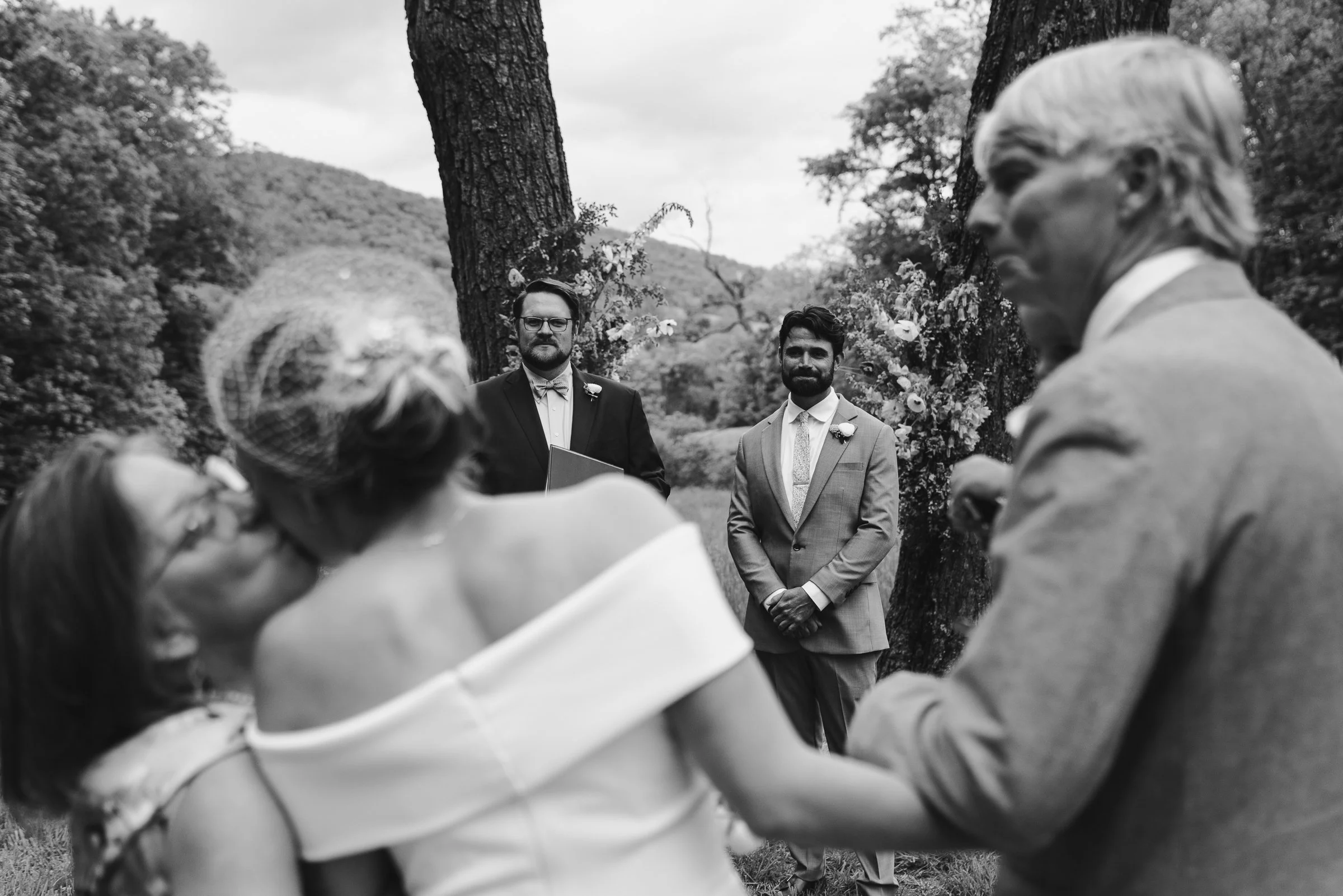 Madeleine & Gavin by H&S - WEB (208).jpg