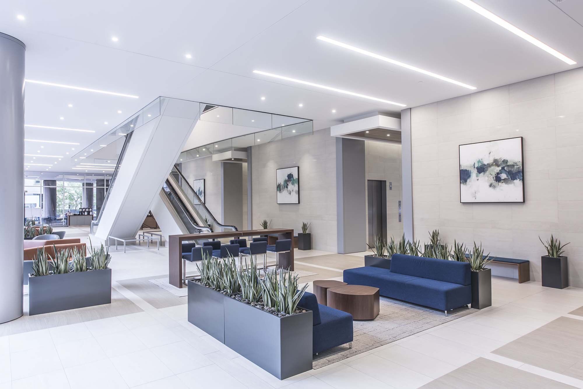 Columbia Plaza Lobby with Seating Area and Painted wall view 3