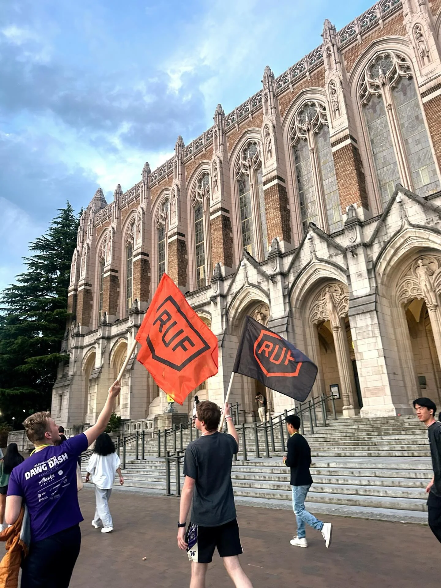 Thank you for joining us in fellowship, in friendly competition, and for capturing the flag with RUF! Good luck with finals Huskies! We are proud of you. #universityofwashington #collegecampusministry #reformeduniversityfellowship