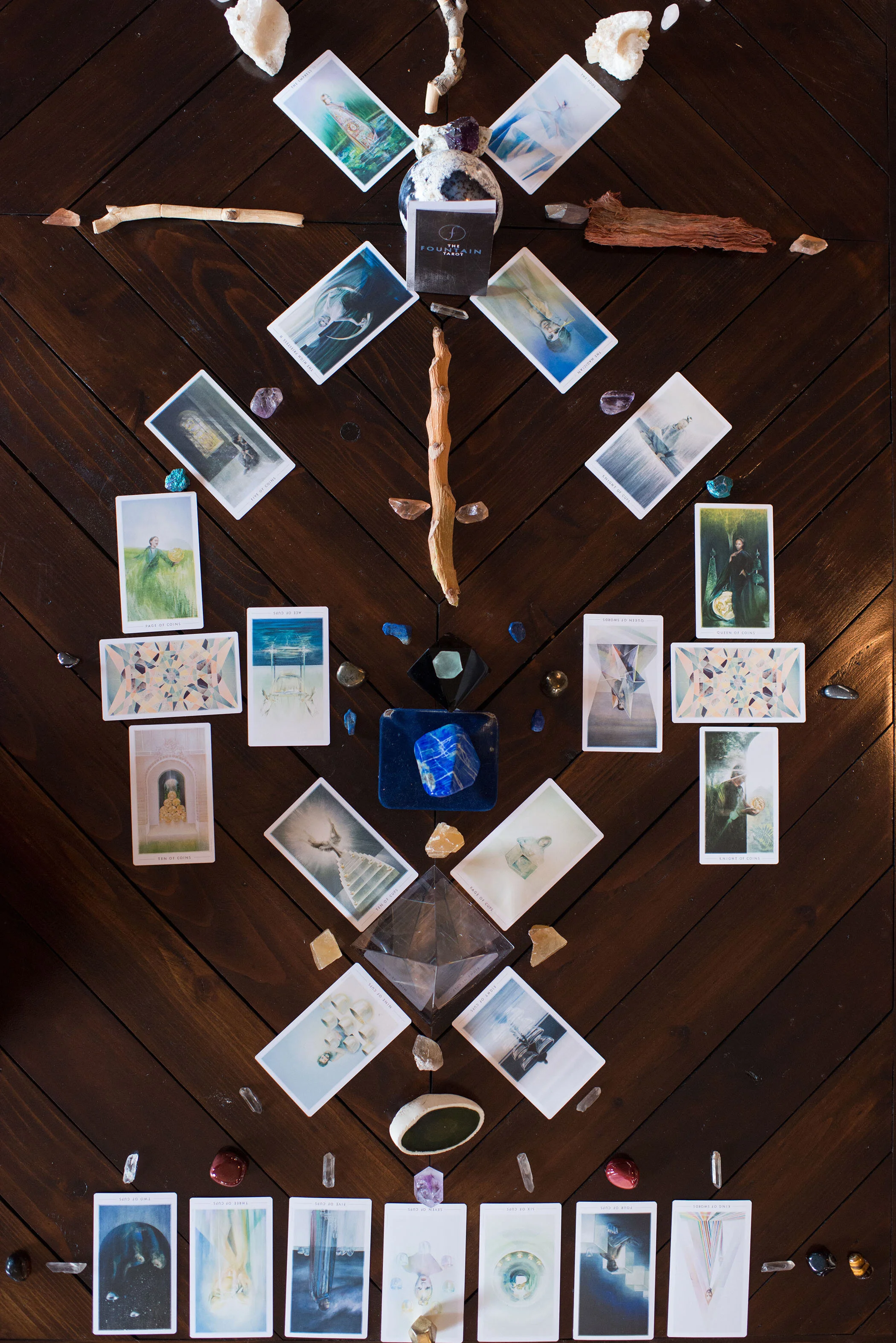 Fountain Tarot deck & guidebook