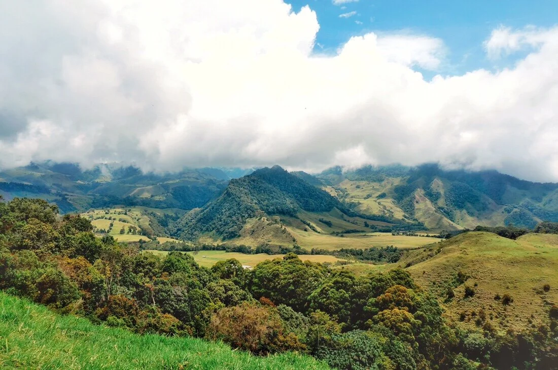 Colombia 1: Into the Mountains