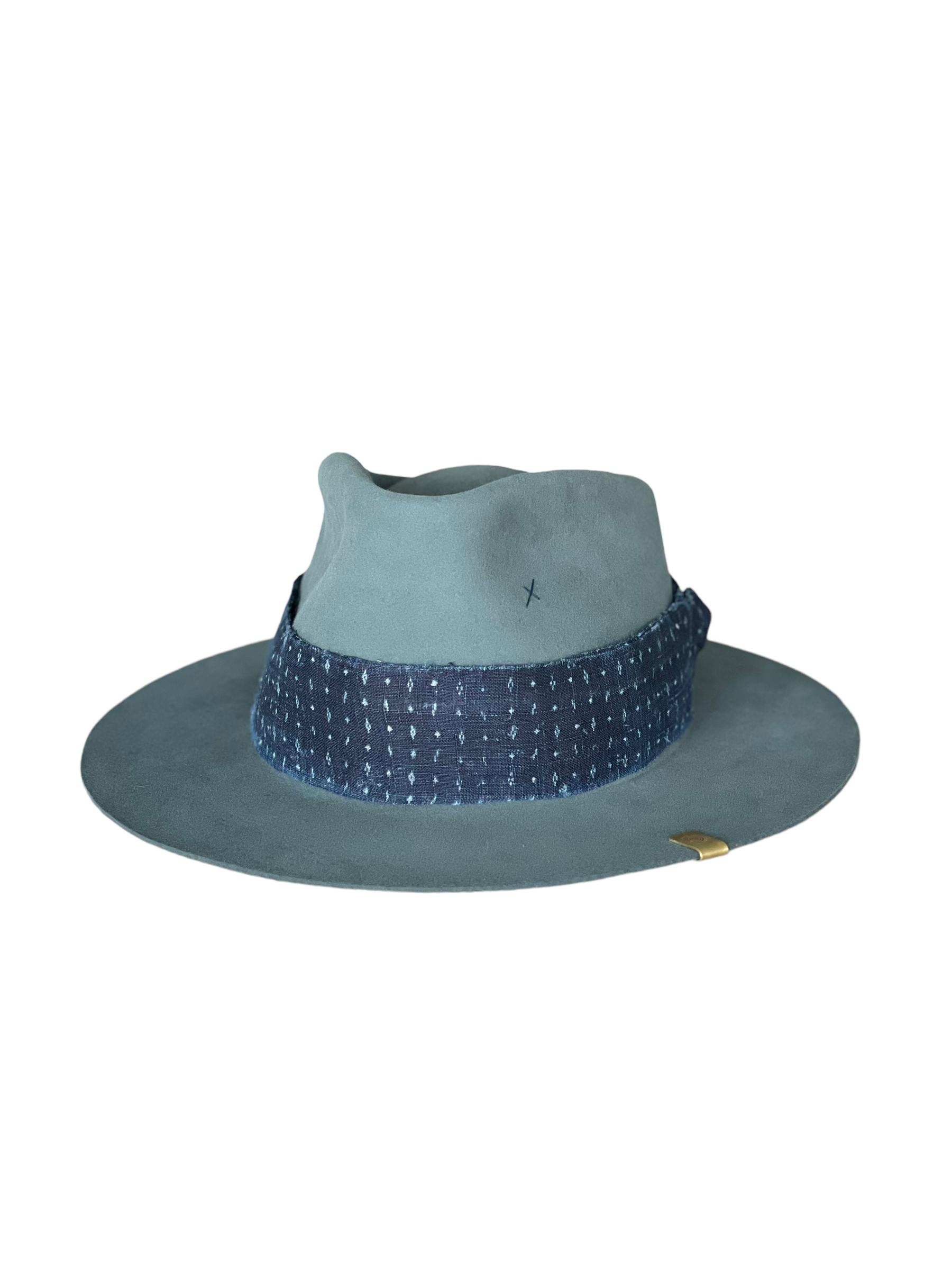 F163610C-8BEB-4597-BCB5-0716ACE81A2E