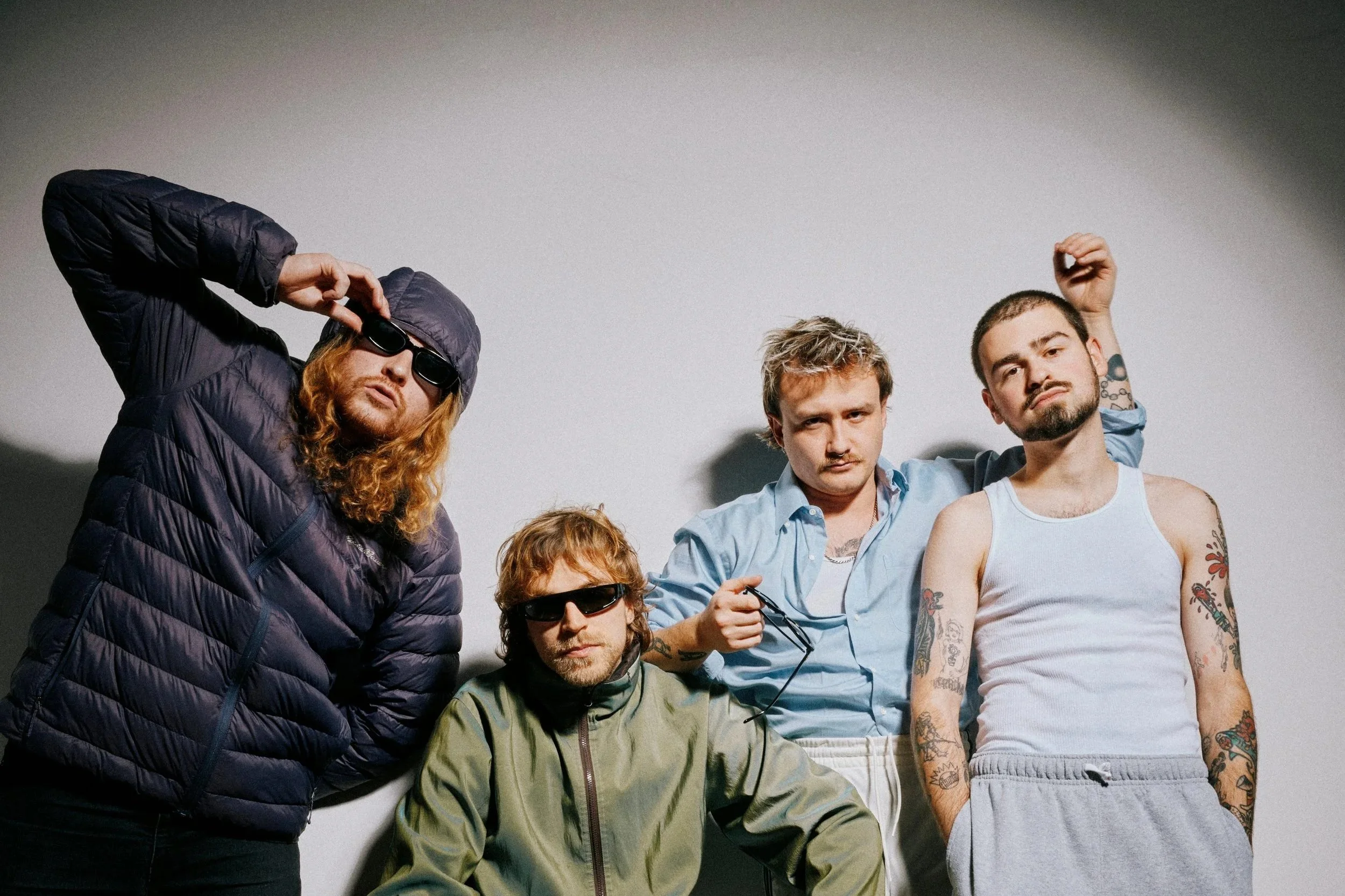 Lip Critic w/ Flatwounds + Bejalvin