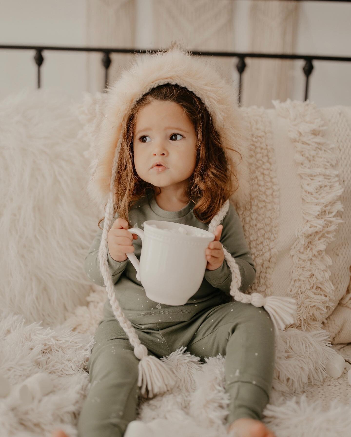 LOW STOCK ALERT! We only have 5 of our Organic Winter Pine Jammies Left and then they are totally gone! 
⠀⠀⠀⠀⠀⠀⠀⠀⠀
❄️ Use code WINTER20 to save! ❄️
⠀⠀⠀⠀⠀⠀⠀⠀⠀
Don't miss out on these gorgeous, classy and cozy jammies for the winter season!
⠀⠀⠀⠀⠀⠀⠀⠀⠀
#
