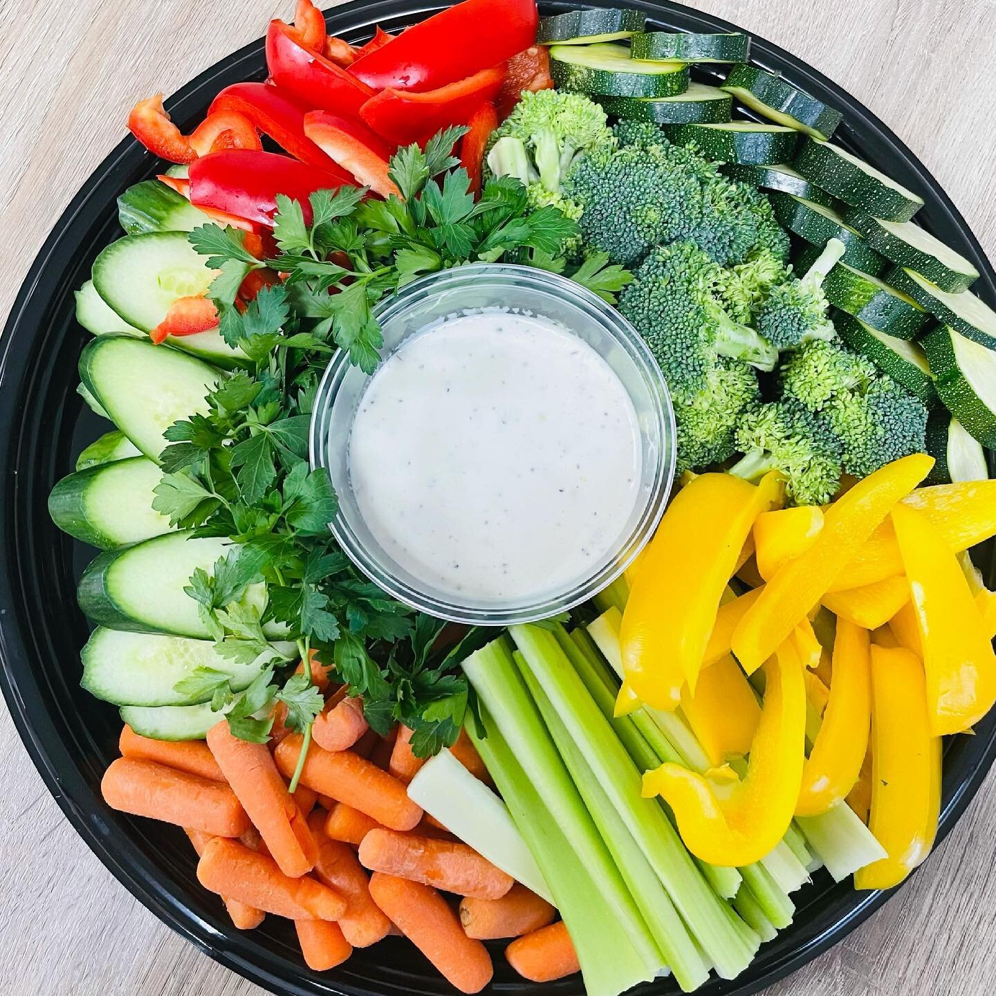 How good does a big old platter of crudit&eacute; sound today? Sometimes seen as the &ldquo;filler&rdquo; item on a buffet, fresh 🥦 veggies are always a great choice for kids and adults alike and a great addition on a hot ☀️day!