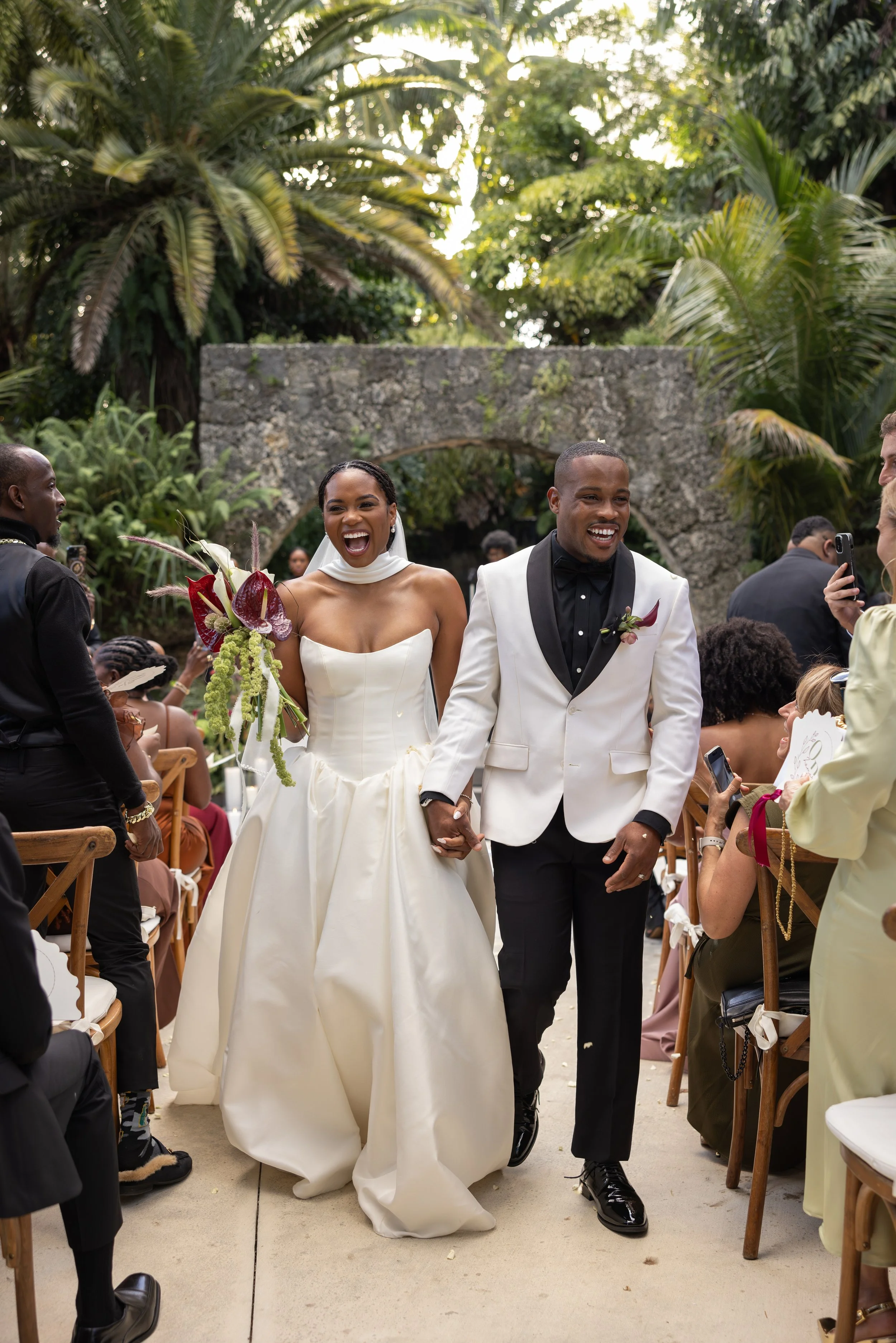 Where can I find a florist in Miami that specializes in whimsical, natural wedding arrangements?