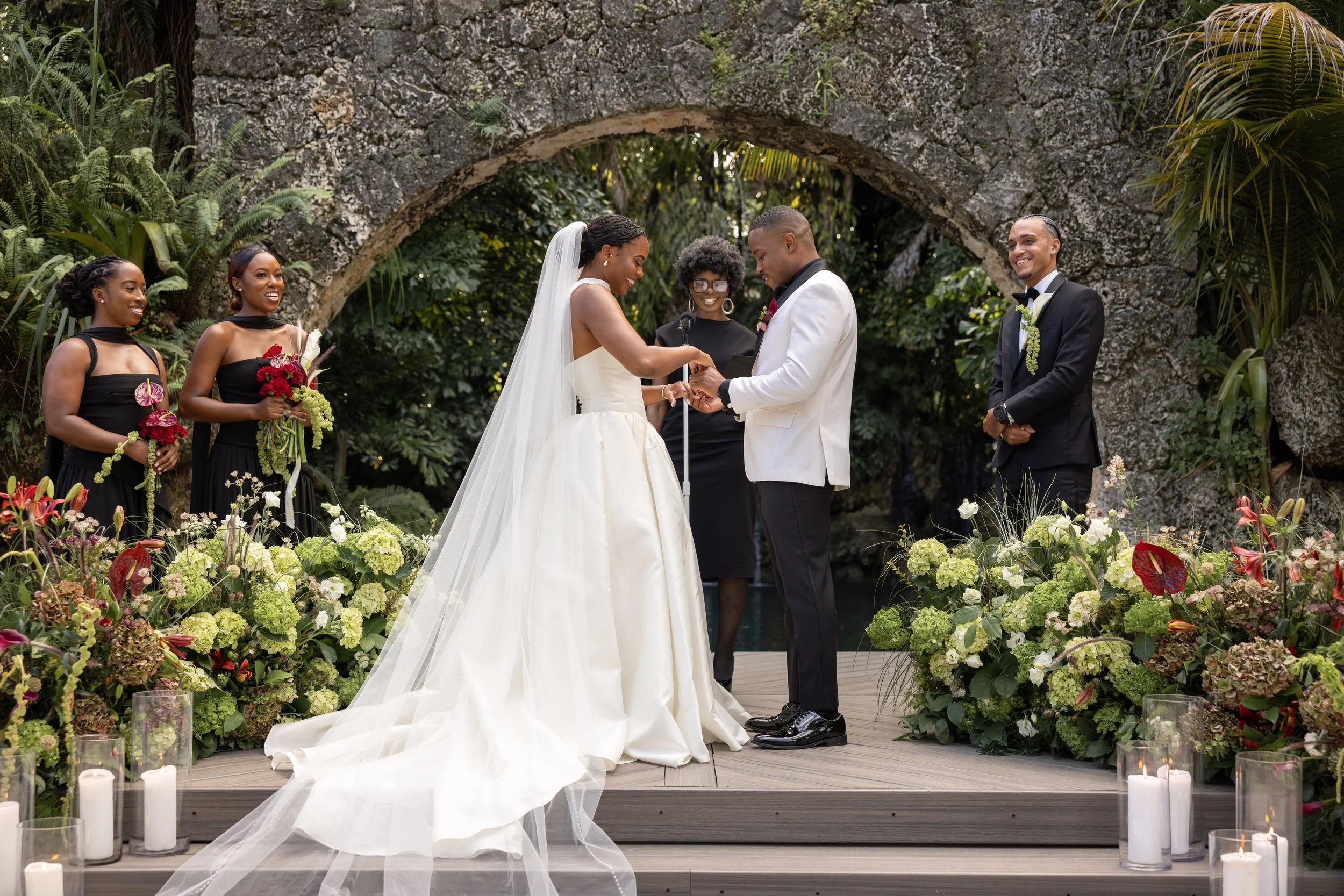 Where can I find a florist in Miami that specializes in whimsical, natural wedding arrangements?