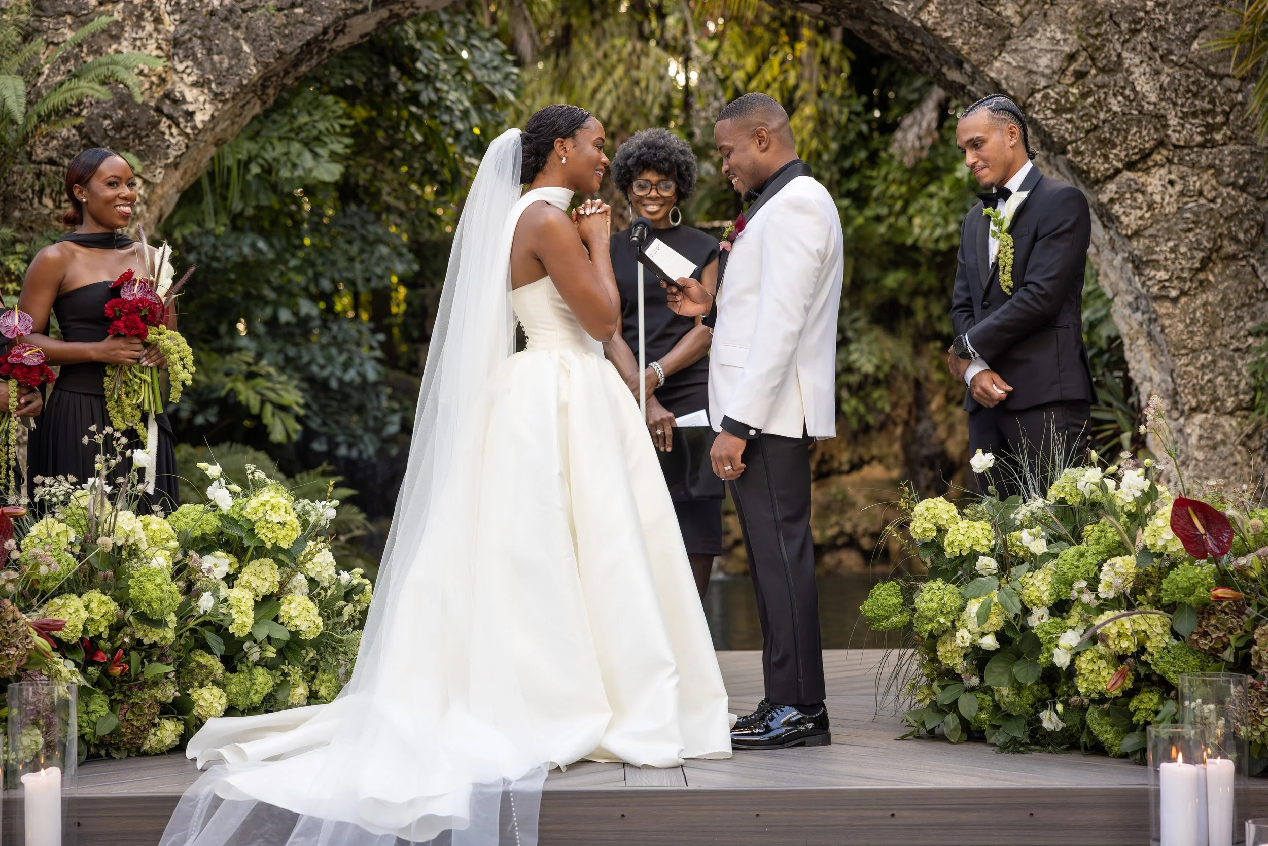 Where can I find a florist in Miami that specializes in whimsical, natural wedding arrangements?