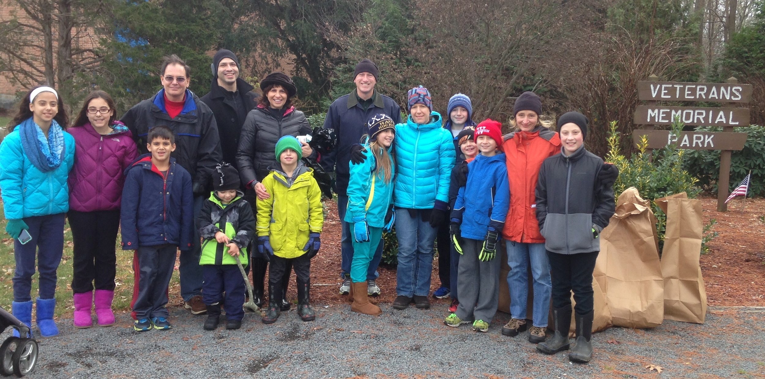 Mitzvah Day – Cleaning the Bike Path