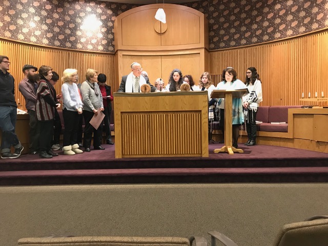 The Women of THB at Wine & Dine Shabbat Shira