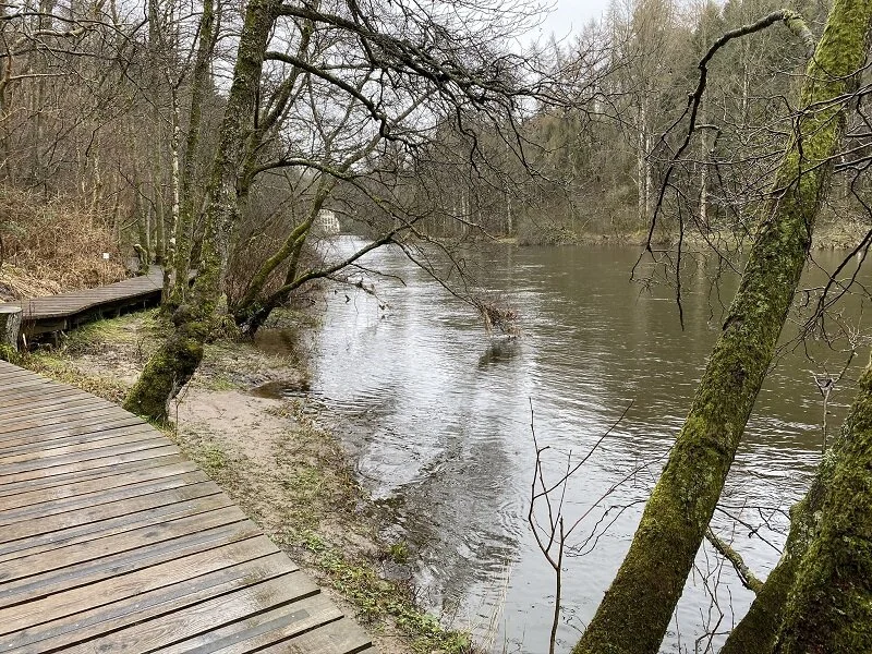 River Clyde boardwalk