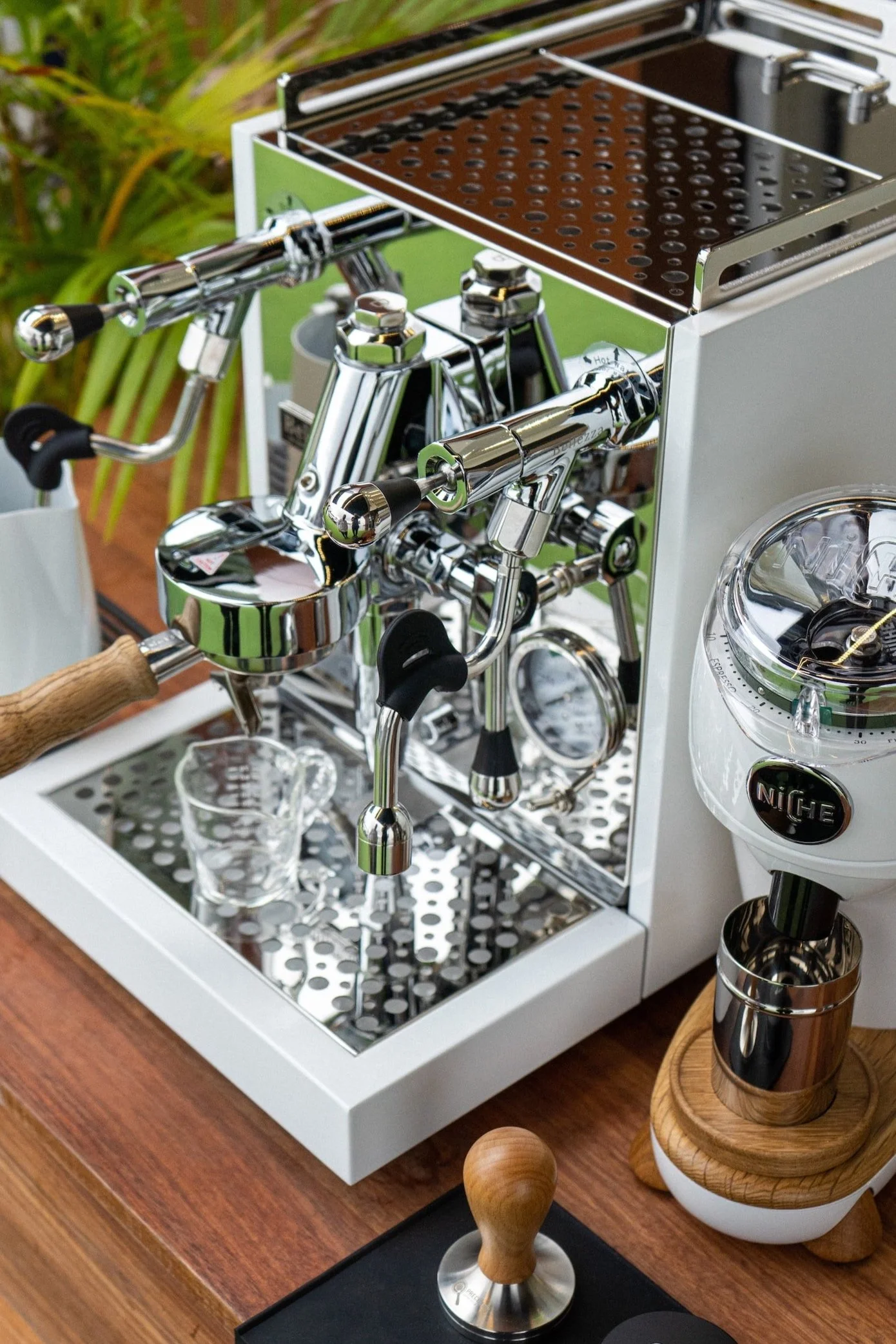 Automatic vs Manual machine. Which is right for you? — Coffee DRs Hornsby